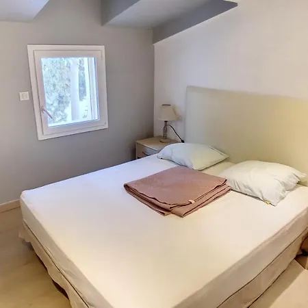 Ferienhaus Belle Maison En Centre Cannes - 6 Couchages *